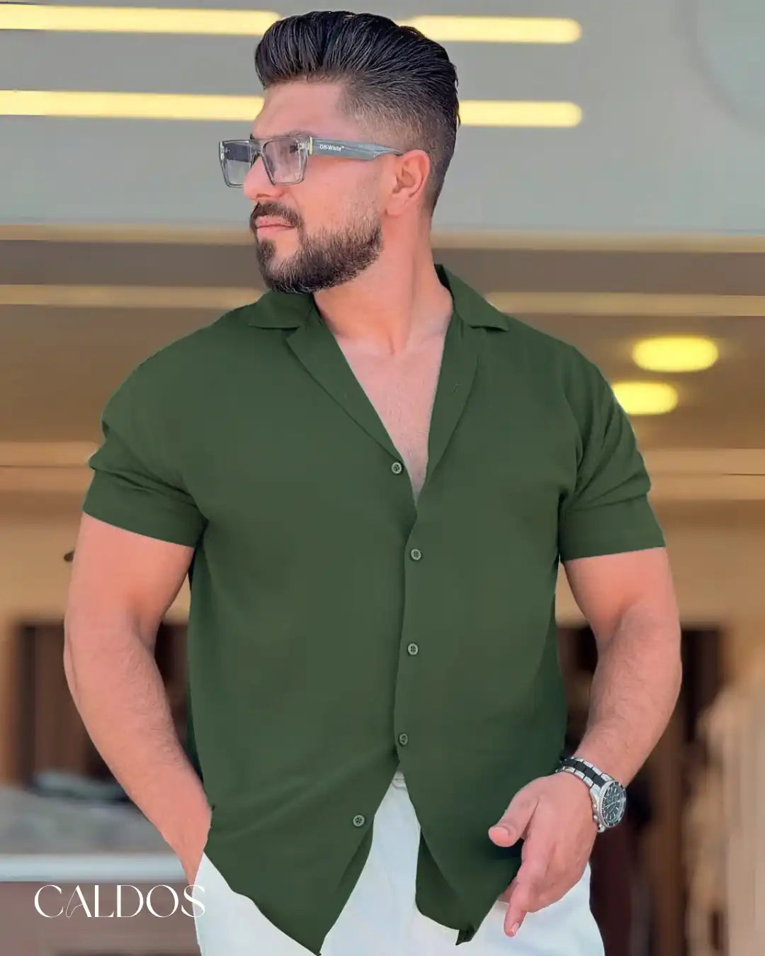 Chemise à manches courtes simple