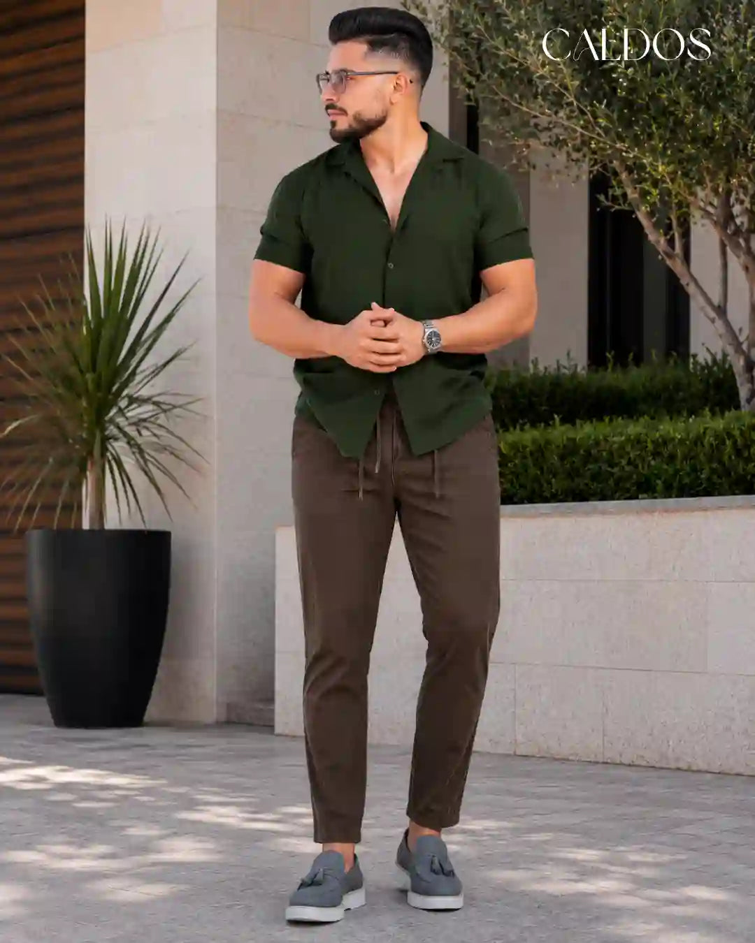 Ensemble chemise à manches courtes et pantalon