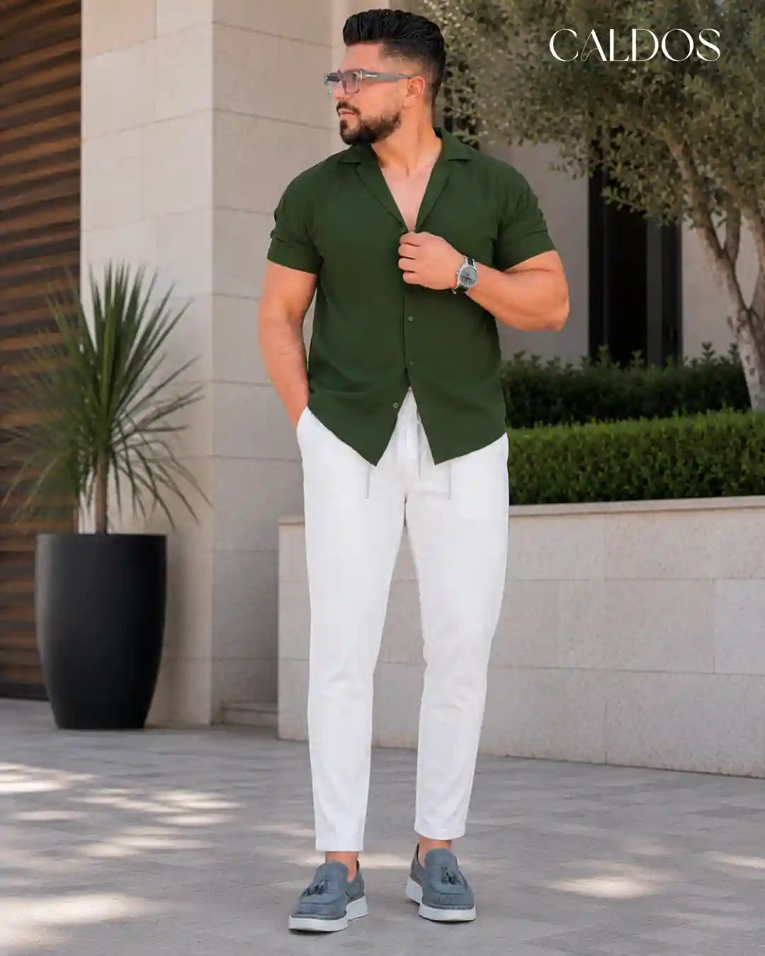 Ensemble chemise à manches courtes et pantalon