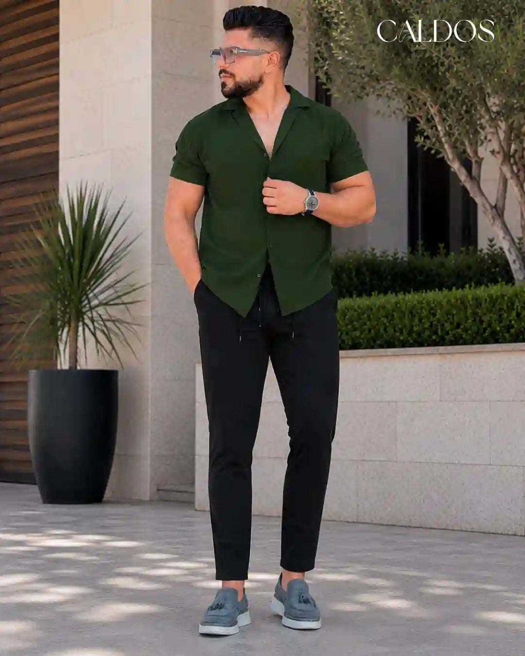 Ensemble chemise à manches courtes et pantalon